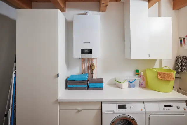 Installer being greeted at the door