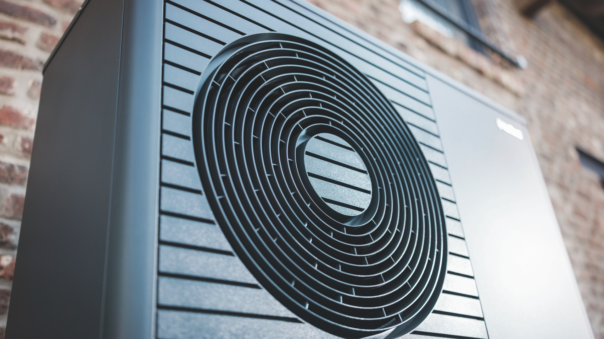 arotherm plus fan