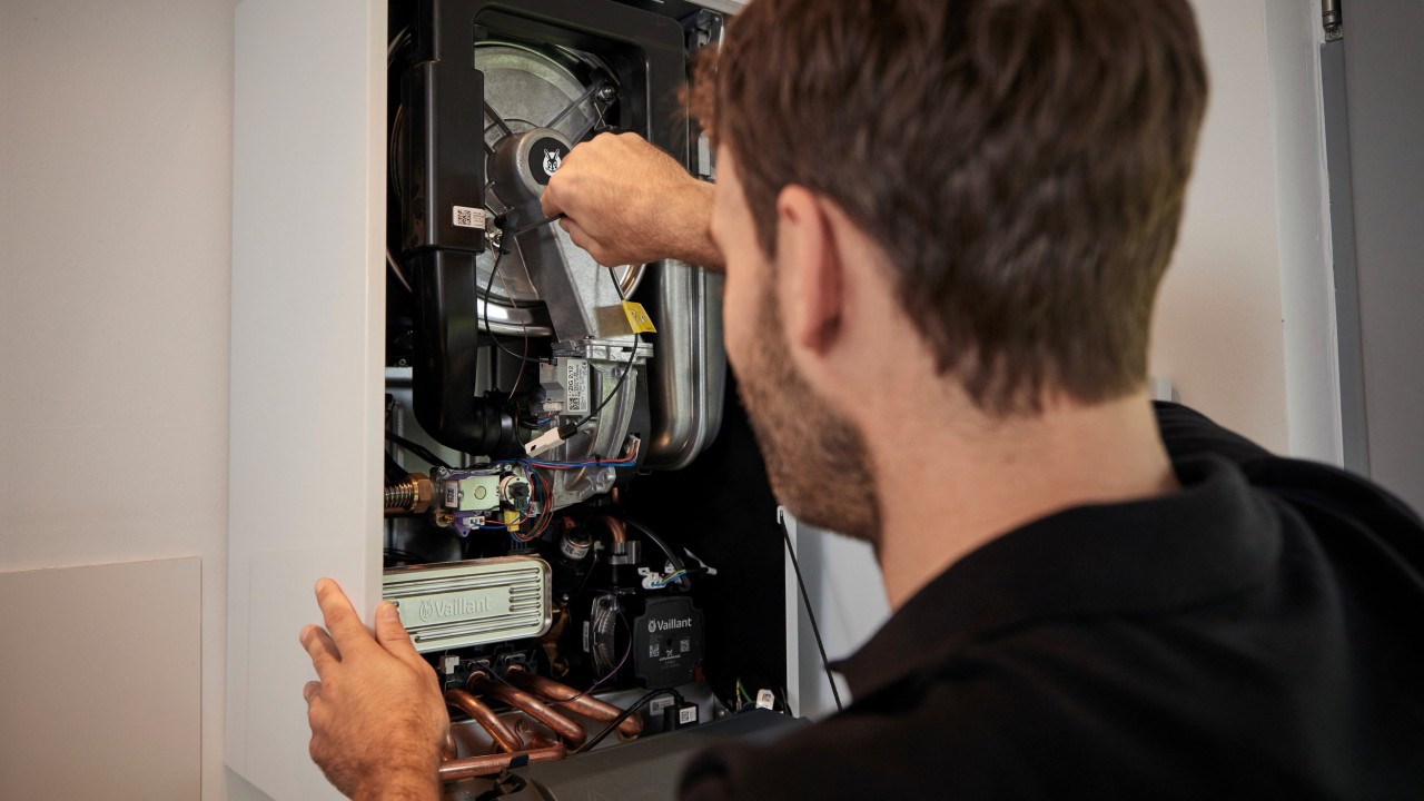 How to flush a central heating system Vaillant