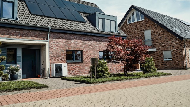 aroTHERM plus heat pump outside large home